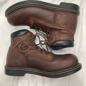 Red Wing Irish Setter Work Boots size 8